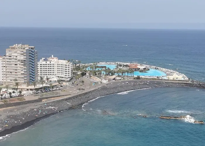 Apartment Le Terrazze 4 *